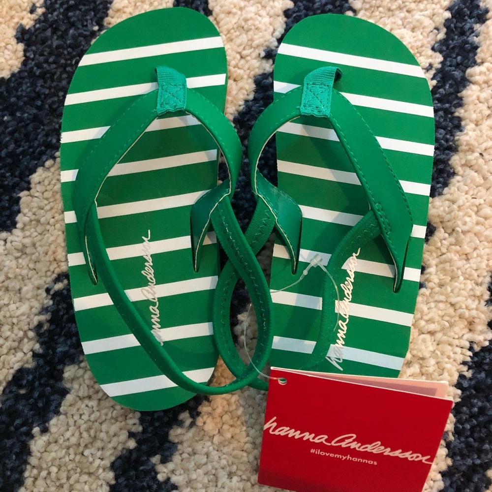 Boys flip flops